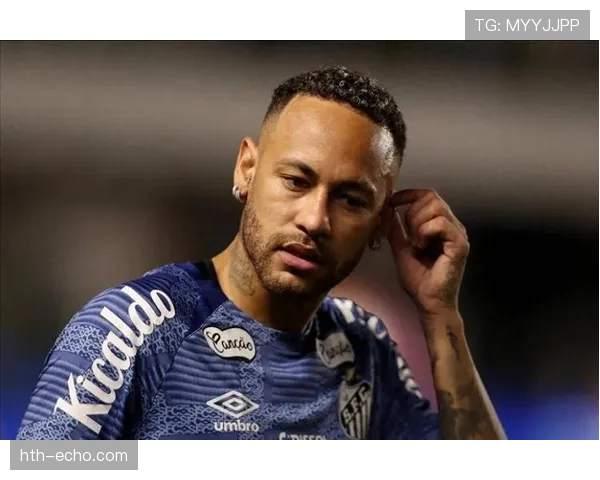 内马尔精准传球引领进攻，助力球队实现新突破