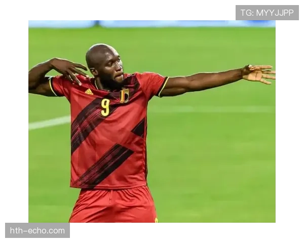 卢卡库射门技巧引热议，稳健表现助球队提升竞争力