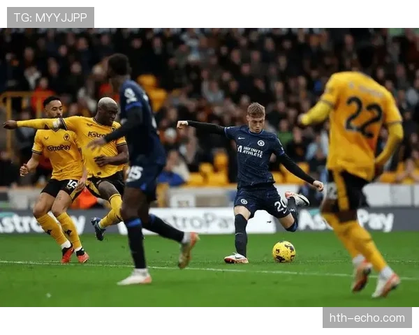 埃弗顿边路进攻强势崛起：新赛季战术协同彰显竞争力