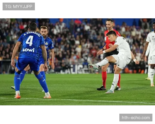 卡马文加防守覆盖与抢断效率是否已达顶级中场标准 卡马文加防守覆盖与抢断效率是否已达顶级中场标准