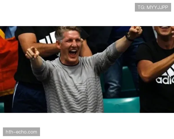 伊布又在更衣室摔手机了？这脾气配上豪宅车库真没人敢劝