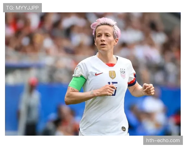 梅根·拉皮诺逛街随手买的东西，把我这个月工资当零花钱也太随意